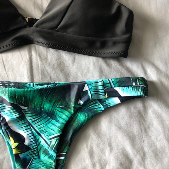 Zaful Tropical Thong Bikini - Picture 2 of 6